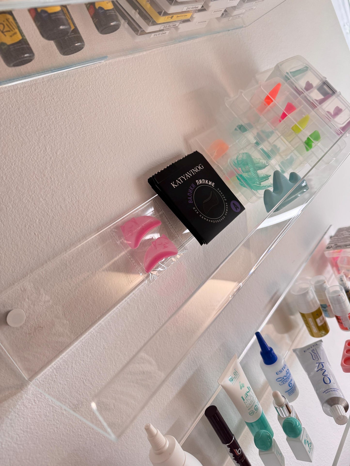 1 piece. Floating shelf for home and office. For a clinic or salon. Transparent acrylic wall shelf.
