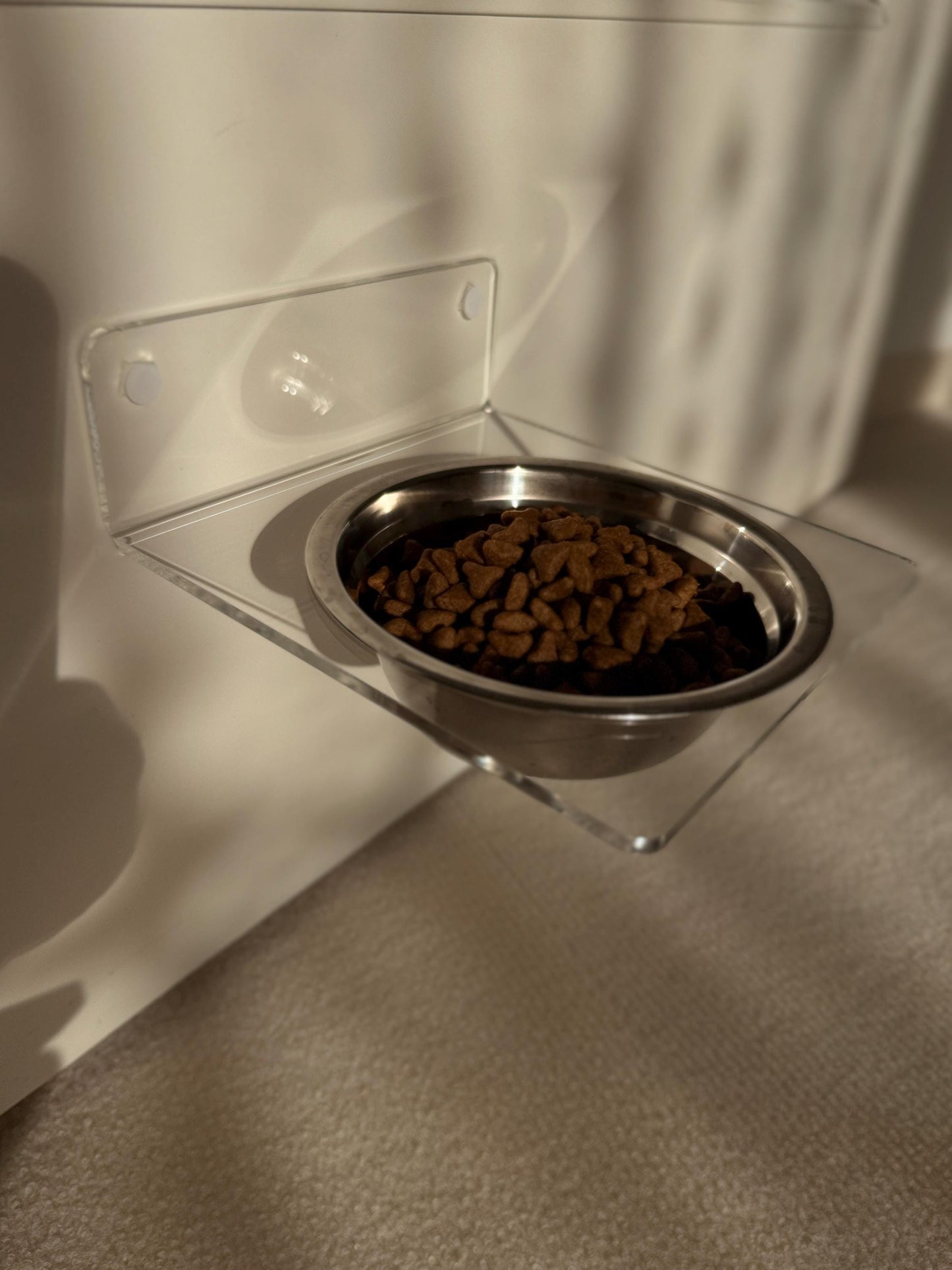 Acrylic Wall Mounted Pet Bowl Shelf. Elevated Cat Feeder. Floating Clear Pet Shelf. Drill or Adhesive Mount. Modern Minimalist Cat Furniture