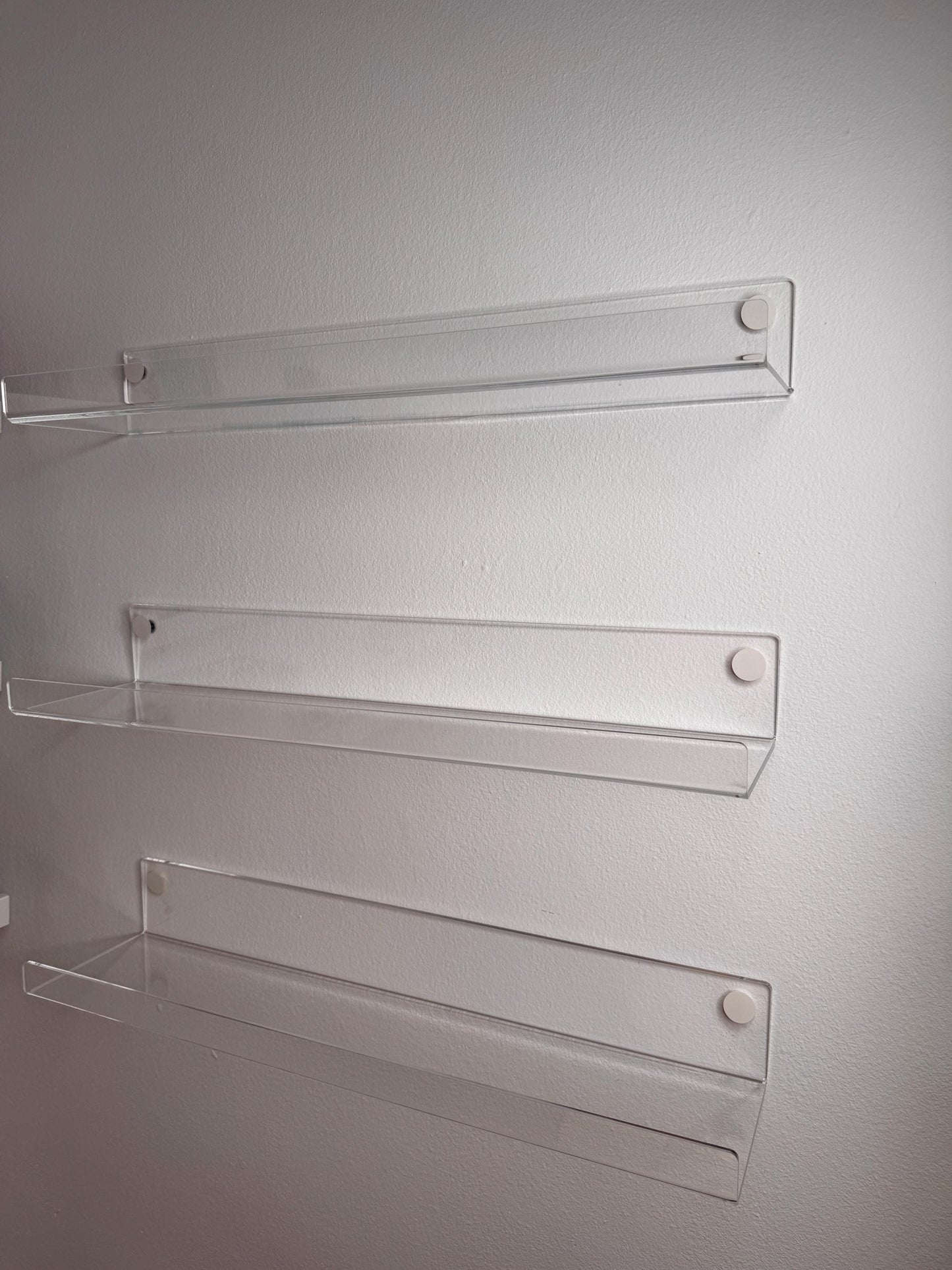 Floating shelves for home and office, beauty salons or clinics For bathroom cosmetics. Invisible transparent wall shelves for plants, books