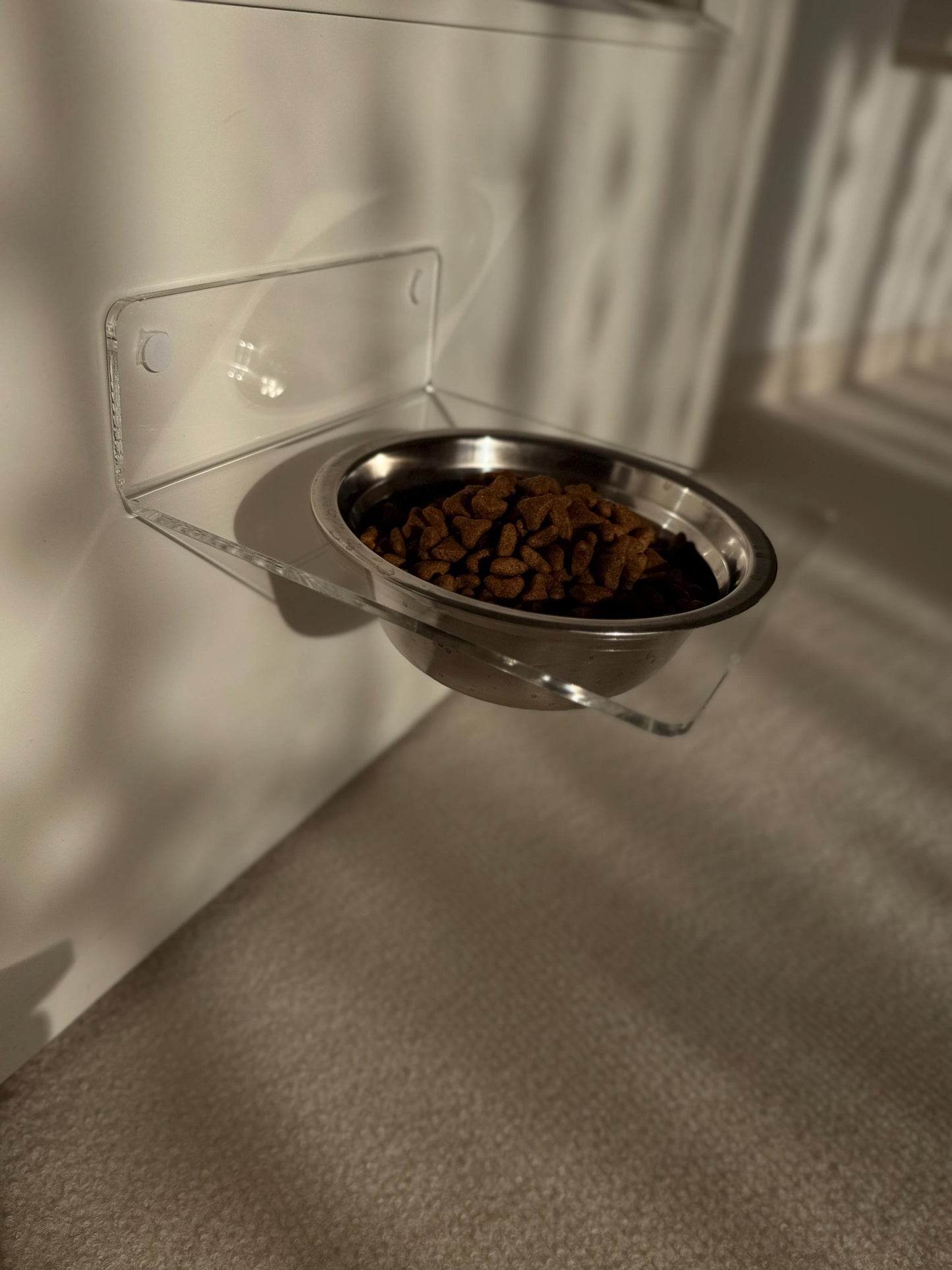 Acrylic Wall Mounted Pet Bowl Shelf. Elevated Cat Feeder. Floating Clear Pet Shelf. Drill or Adhesive Mount. Modern Minimalist Cat Furniture