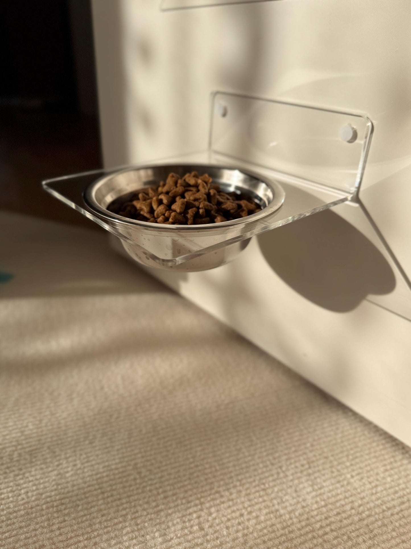 Acrylic Wall Mounted Pet Bowl Shelf. Elevated Cat Feeder. Floating Clear Pet Shelf. Drill or Adhesive Mount. Modern Minimalist Cat Furniture